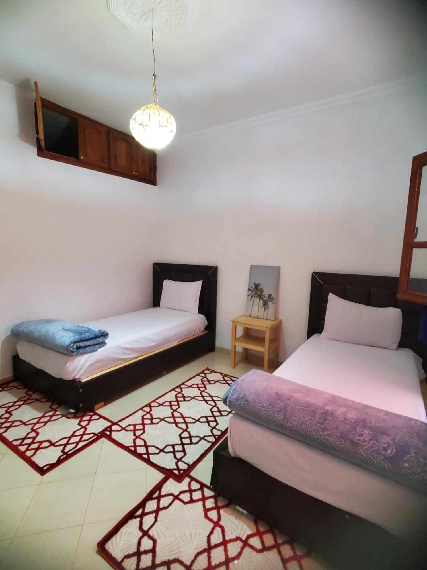 Warzazat Hostel Eksteriør billede