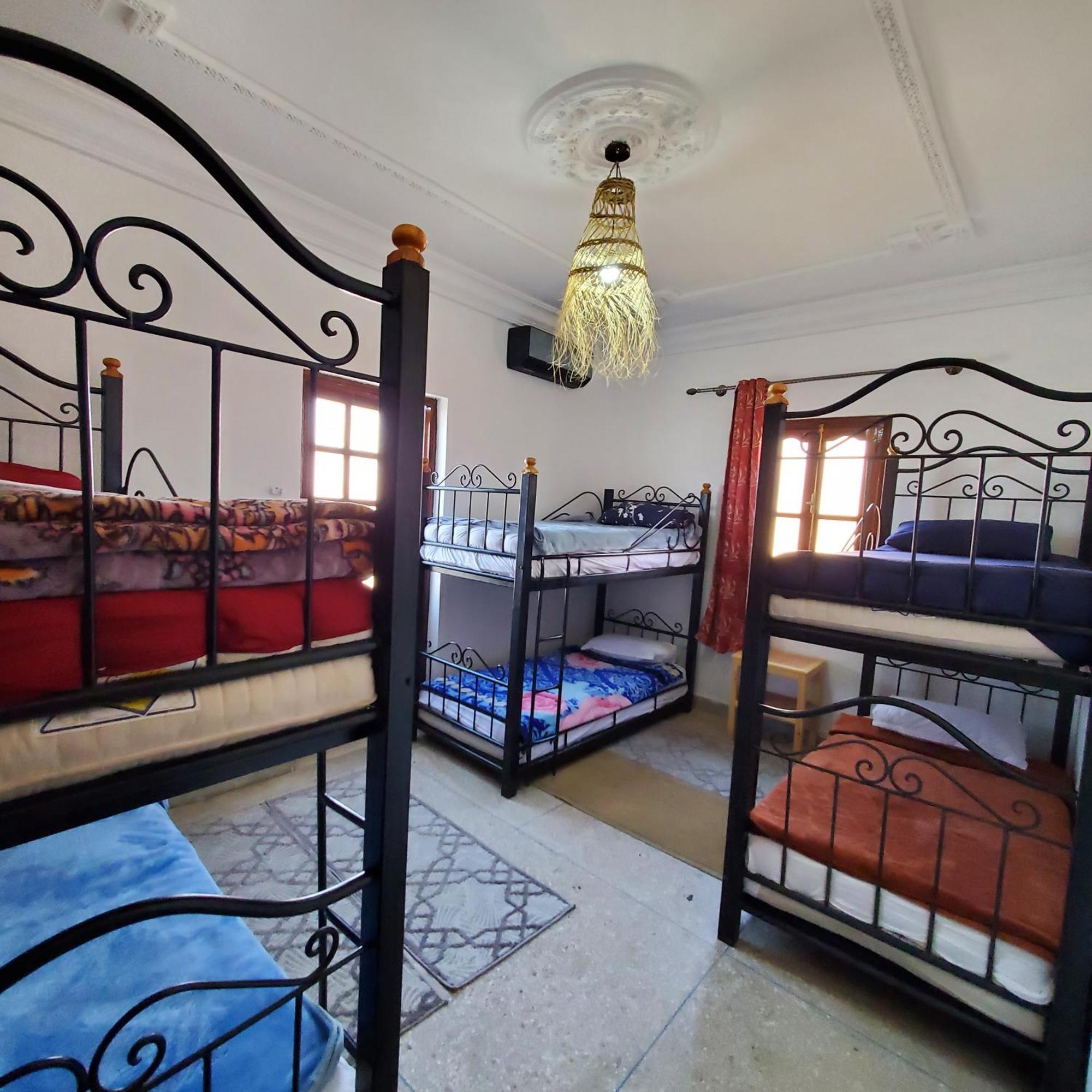 Warzazat Hostel Eksteriør billede