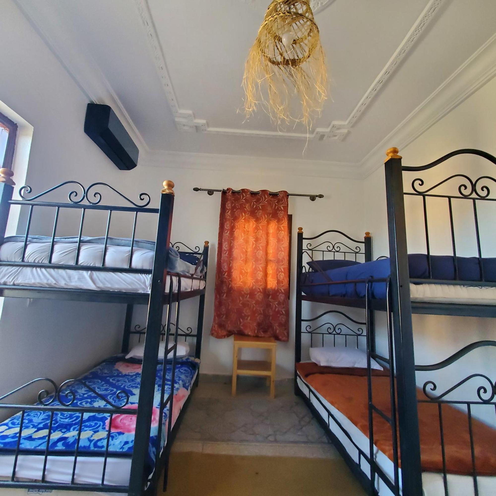 Warzazat Hostel Eksteriør billede